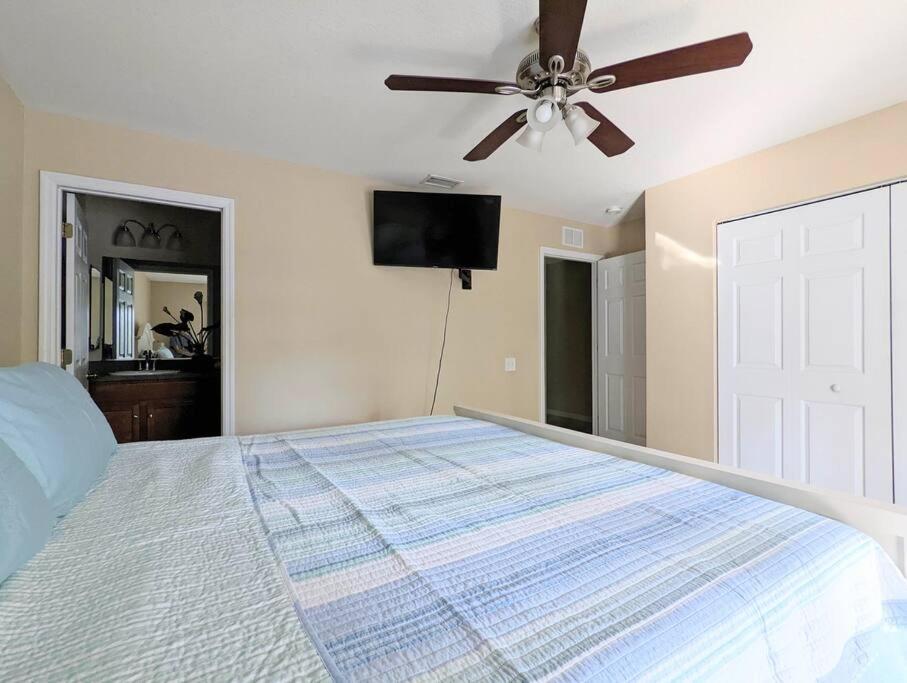 3Bed & 2Bath Property Couple Minutes From Siesta Key Beach & Downtown Sarasota Exterior photo
